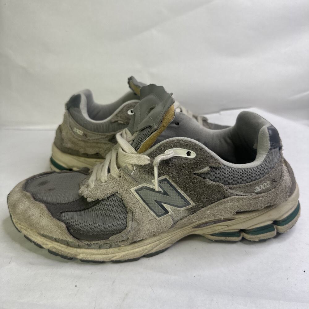 New Balance 2002R Protection Pack Rain Cloud Men’s SIZE 11